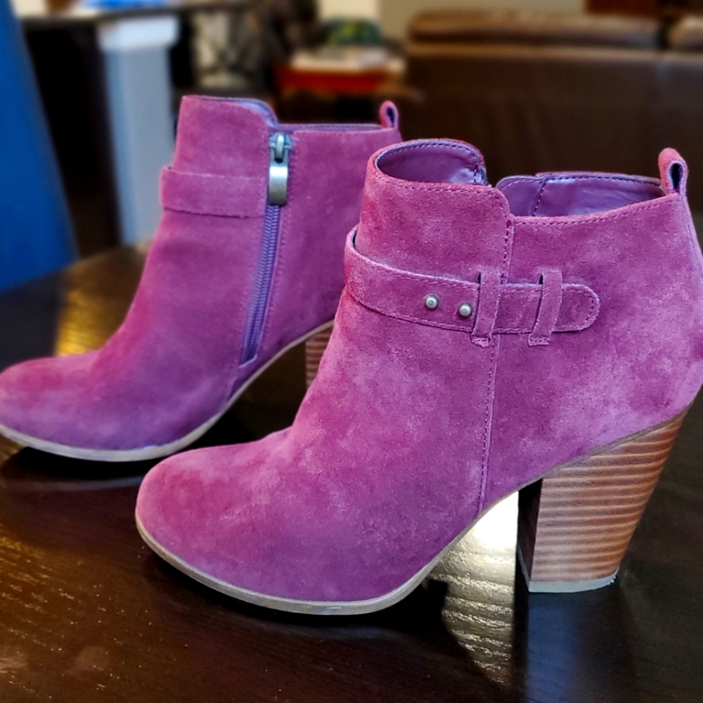 Franco Sarto Lexi Suede Booties, Size 7, Burgundy Wine Color
